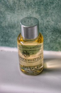Body wash on the side of the bath